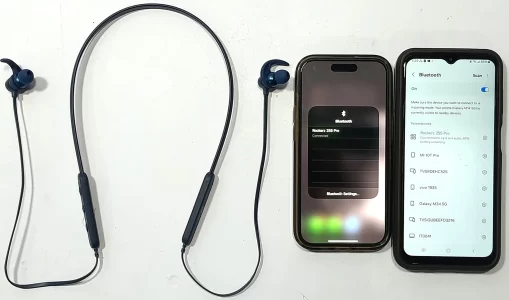 Bluetooth-4-Neckband Connectivity