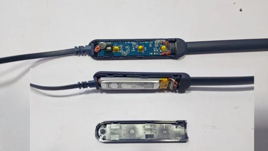 Bluetooth-9-Printed Circuit Board and Electronic Child Components